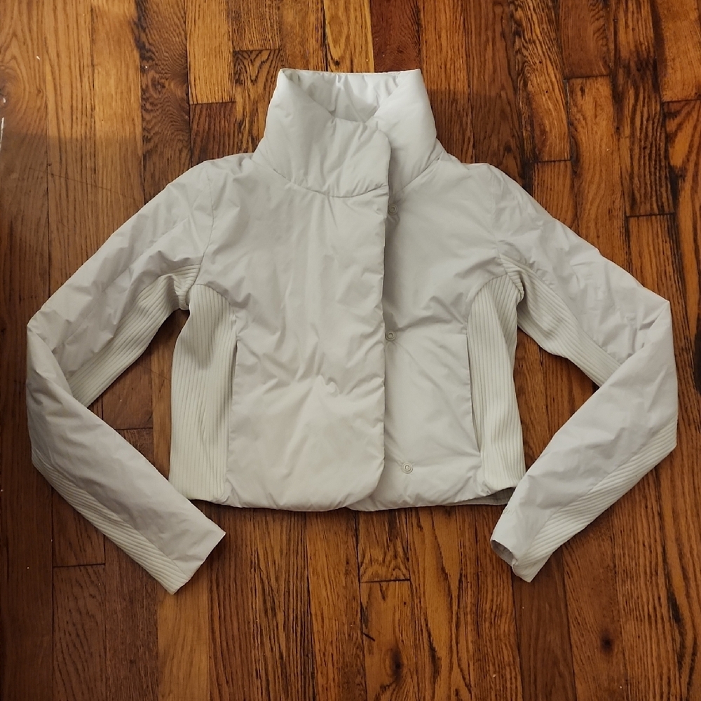 Lulelemon Sleek City Jacket